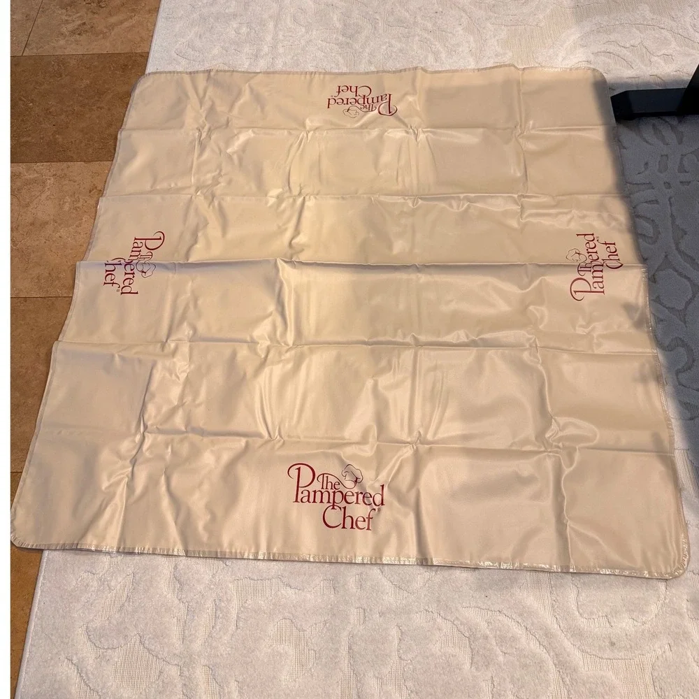 The Pampered Chef Square Tablecloth 52x52 Cream Red Logo Made in USA Vinyl
